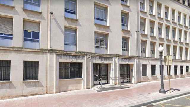 Audiencia Provincial de Tarragona, donde se juzgará al hombre que disparó a otro en un bar de Cambrils / GOOGLE STREET VIEW