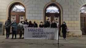 Concentración en rechazo de la violencia de género en Sabadell / AJUNTAMENT DE SABADELL