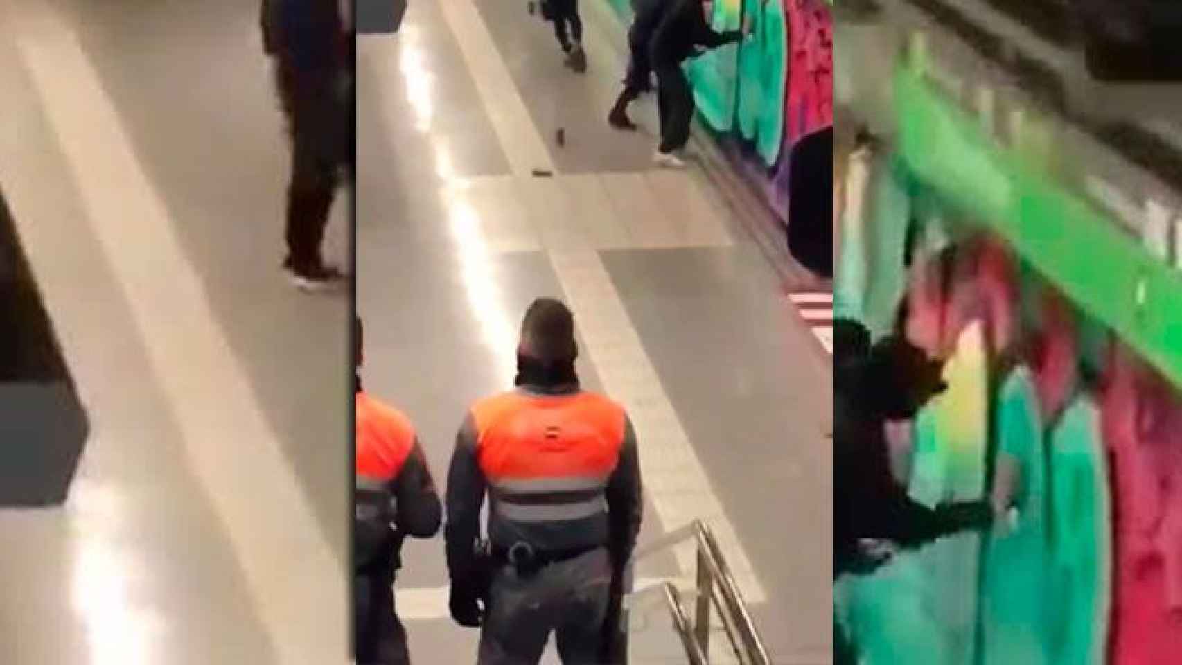 Los vigilantes de seguridad, impotentes ante el grupo de grafiteros en el metro de Barcelona / CG