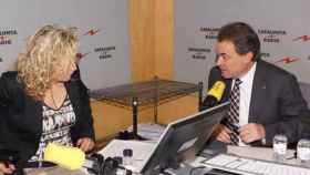 Artur Mas es entrevistado por Mónica Terribas en Catalunya Ràdio.