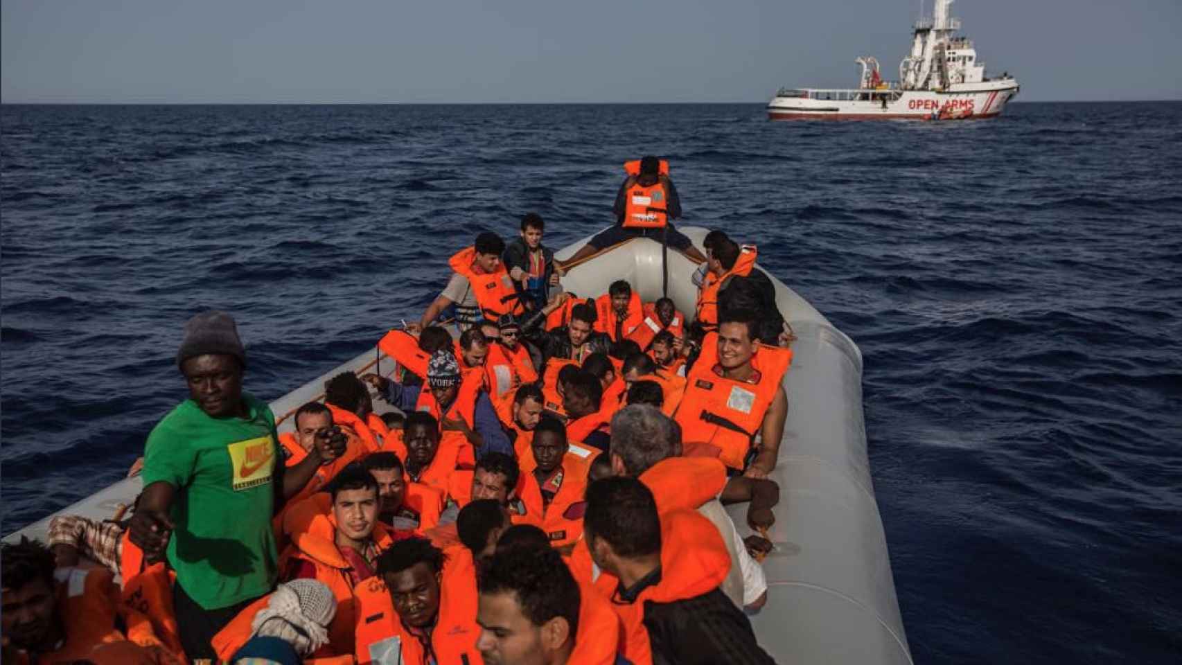 Inmigrantes a la deriva son rescatados por Open Arms