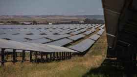 Una planta solar fotovoltaica en una imagen de archivo / EP