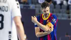 Raúl Entrerríos con el brazalete de capitán / FC Barcelona
