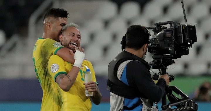 Neymar celebrando con Brasil / EFE