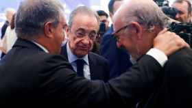 Laporta, Florentino y Jaume Roures, en el acto de la Superliga en Madrid / EFE
