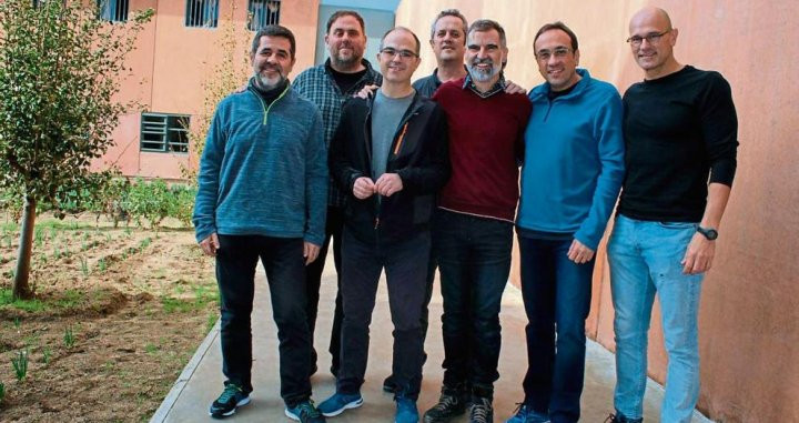 Los políticos catalanes encarcelados en Lledoners / Redes