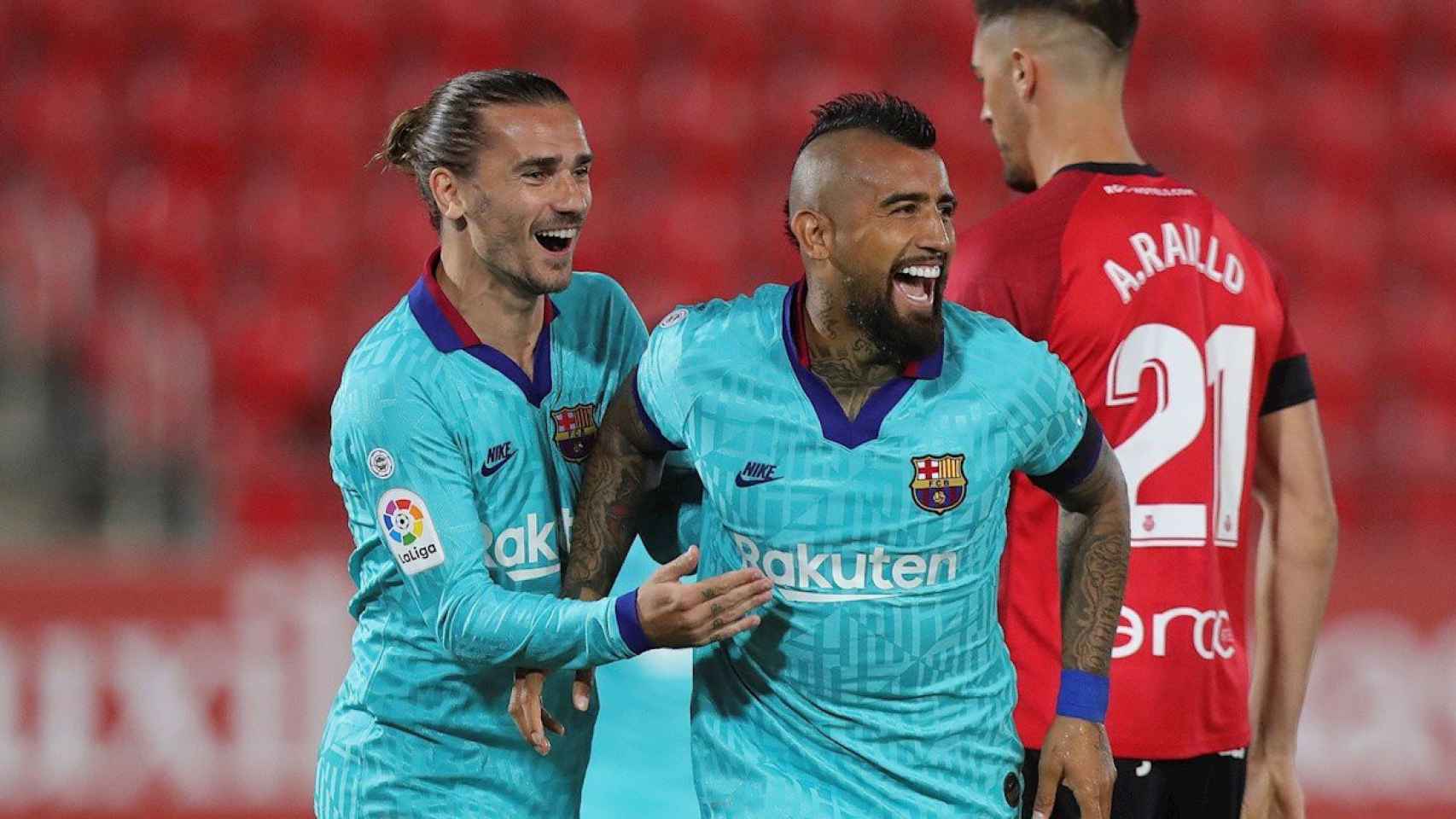 Arturo Vidal celebra un gol contra el Mallorca / EFE