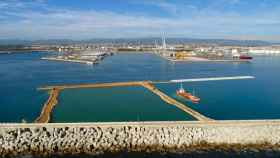 Trabajos de construcción en el Puerto de Tarragona, uno de los puertos afectados por el plan / EUROPA PRESS