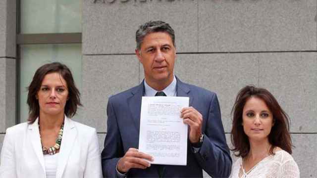 Xavier García Albiol, junto a Andrea Levy y Esperanza García / EFE