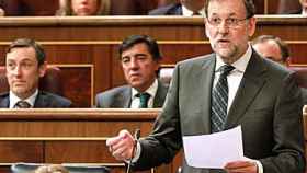 El presidente del Gobierno, Mariano Rajoy, durante el pleno del Congreso de este martes