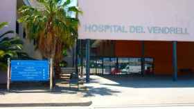 Entrada del hospital de El Vendrell (Tarragona), donde el miércoles abandonaron a un herido por arma de fuego / FLICKR