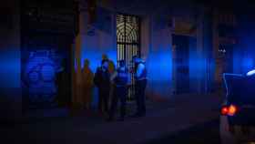 Agentes de los Mossos en durante un operativo nocturno en una imagen de archivo / EP