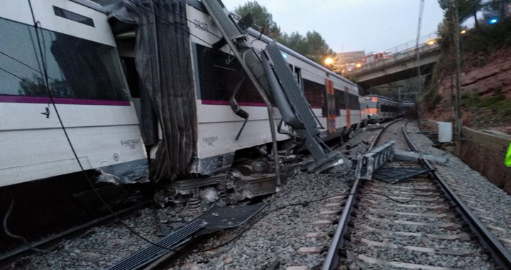 Imagen del descarrilamiento del tren de Cercanías en Vacarisses / CG