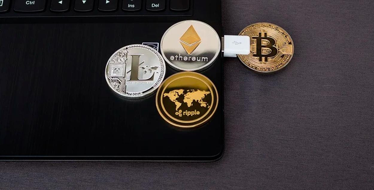 Bitcoin, ripple, ethereum y litecoin algunas de las criptomonedas que hay en el mercado / PIXABAY
