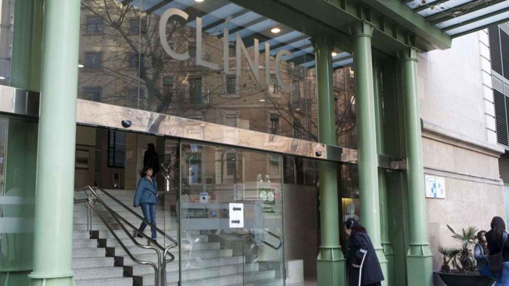 Entrada del Hospital Clínic Barcelona / CG
