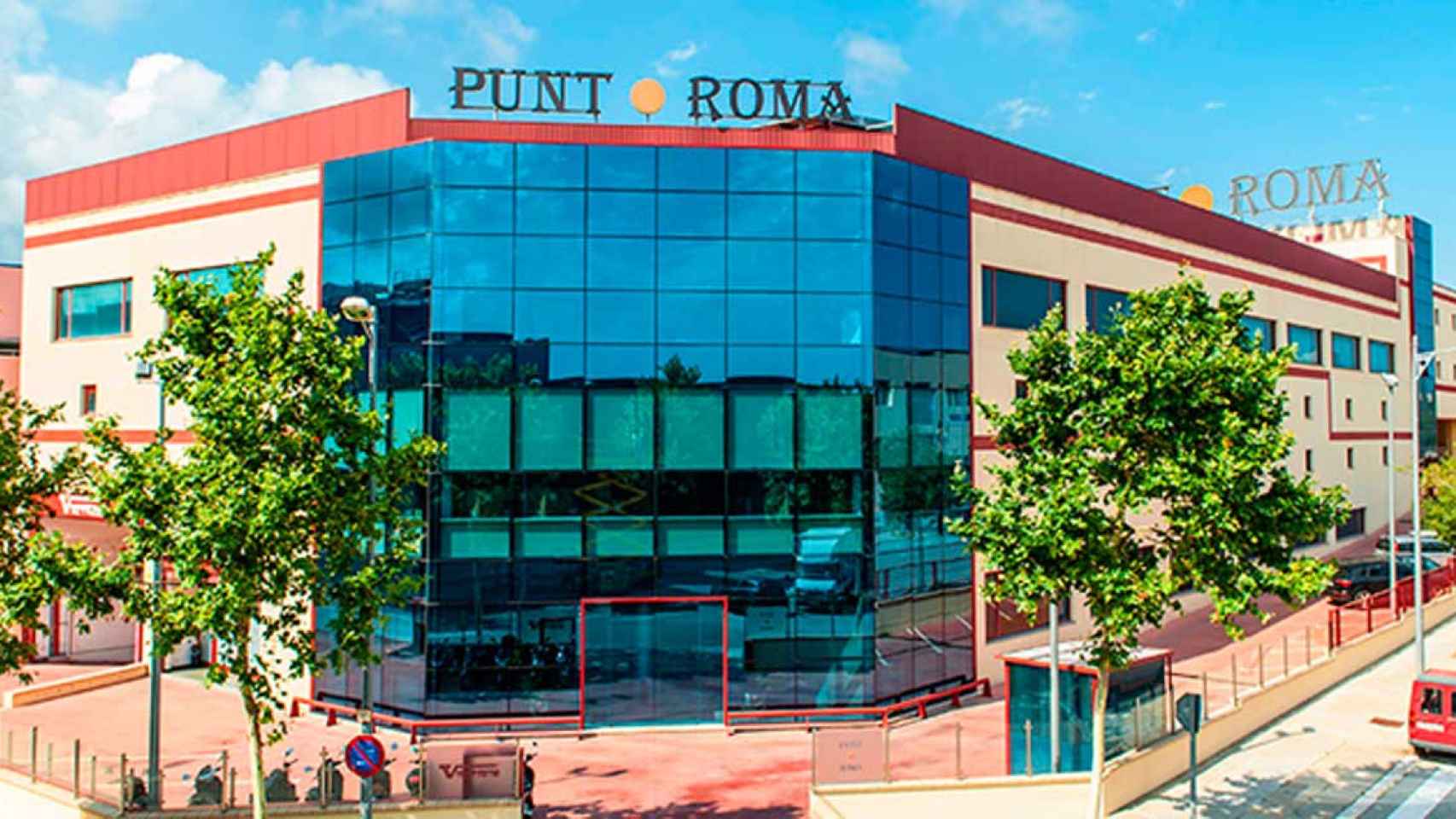 Oficinas centrales de Punt Roma en Mataró (Barcelona) / CG