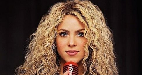 Modelito Shakira 5
