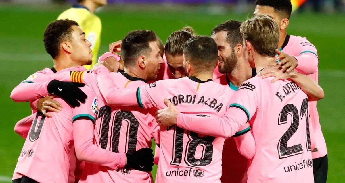 Los jugadores del Barça celebran un gol ante el Valladolid / EFE