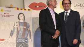 El ex jugador y ex entrenador del F.C. Barcelona Johan Cruyff y el presidente de la Generalidad, Artur Mas.