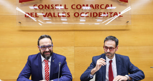 Juli Fernández, 'conseller' de Territori, e Ignasi Giménez, presidente del Consejo Comarcal del Vallès Occidental y alcalde de Castellar / GOVERN
