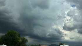Las nubes momentos antes del temporal en Terrassa / TWITTER