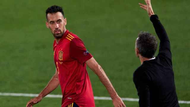 Busquets, capitán del Barça, nuevamente convocado por la selección española de Luis Enrique / EFE