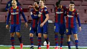 Los jugadores del Barça celebran un gol contra el Elche / EFE