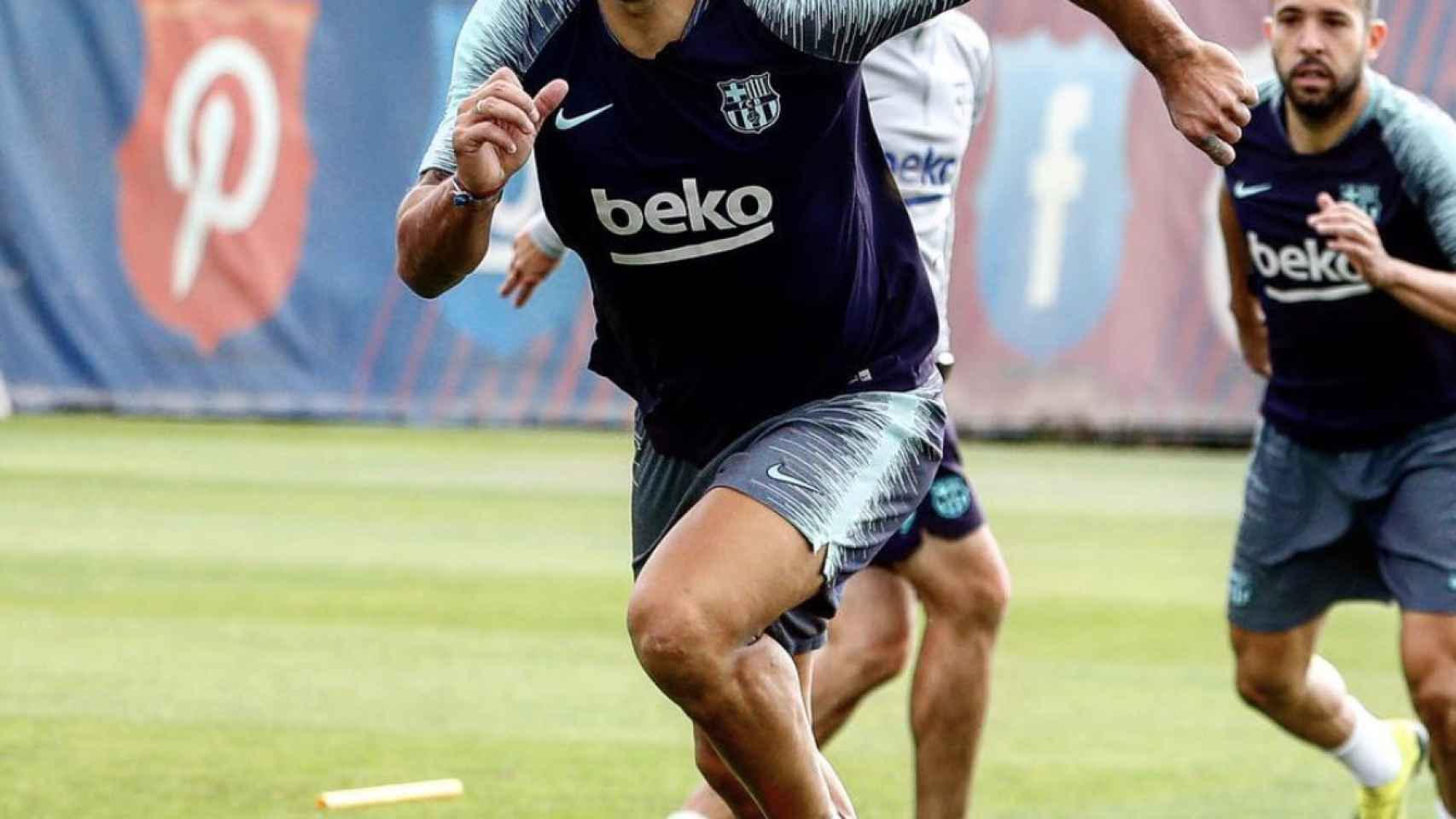 Una foto de archivo de Luis Suárez durante un entrenamiento / FCB