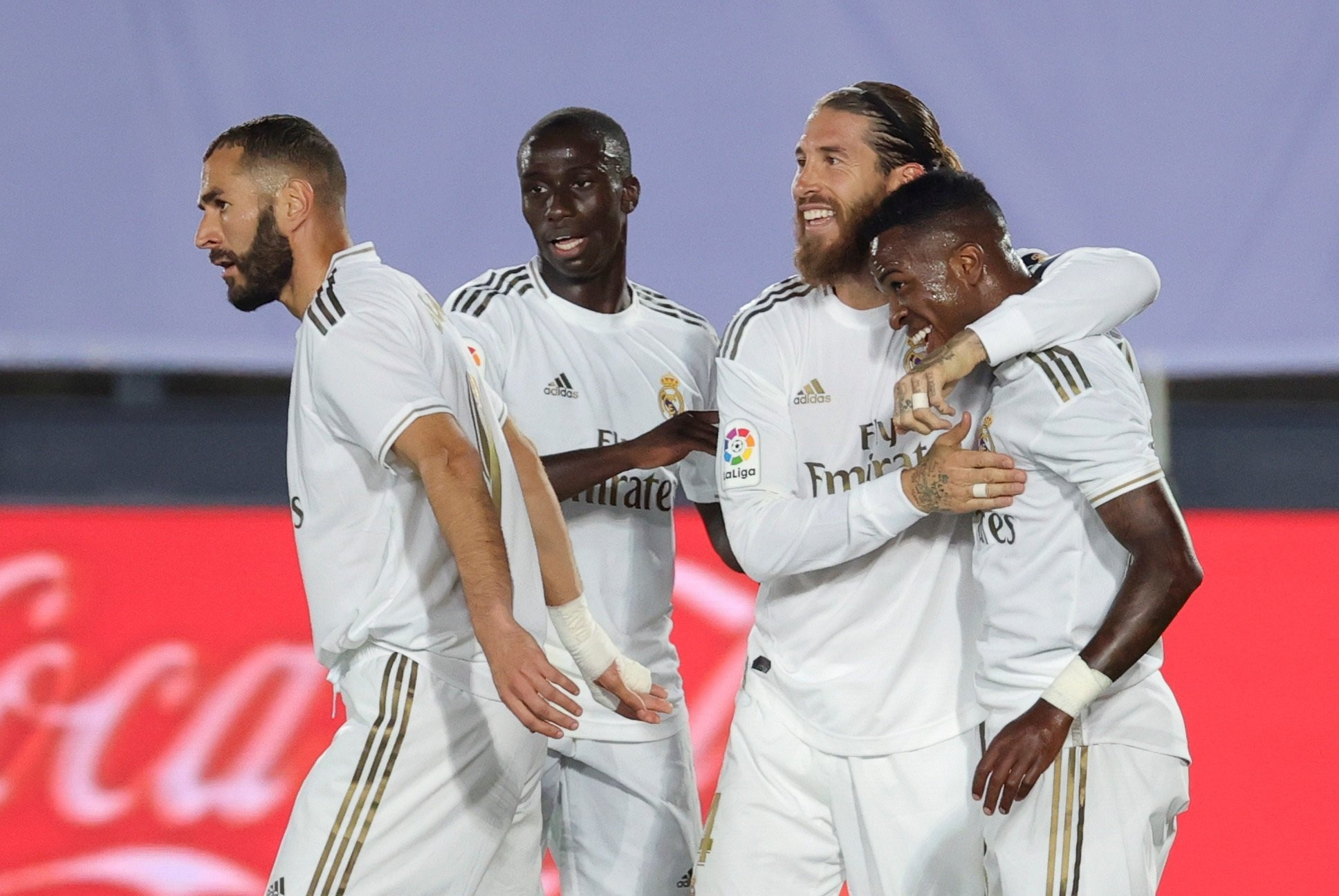 Vinicius, celebrando el primer gol del Real Madrid contra el Mallorca | EFE