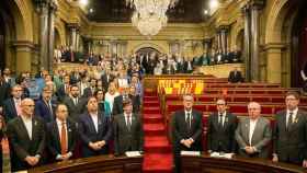 El Govern de Carles Puigdemont y los exconsejeros presos tras la aprobación de la DUI en el Parlament / EFE