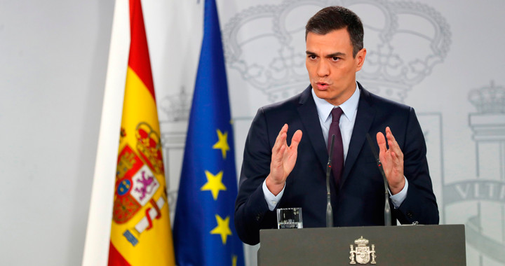 Pedro Sánchez durante el anuncio de la convocatoria adelantada de elecciones generales / EFE