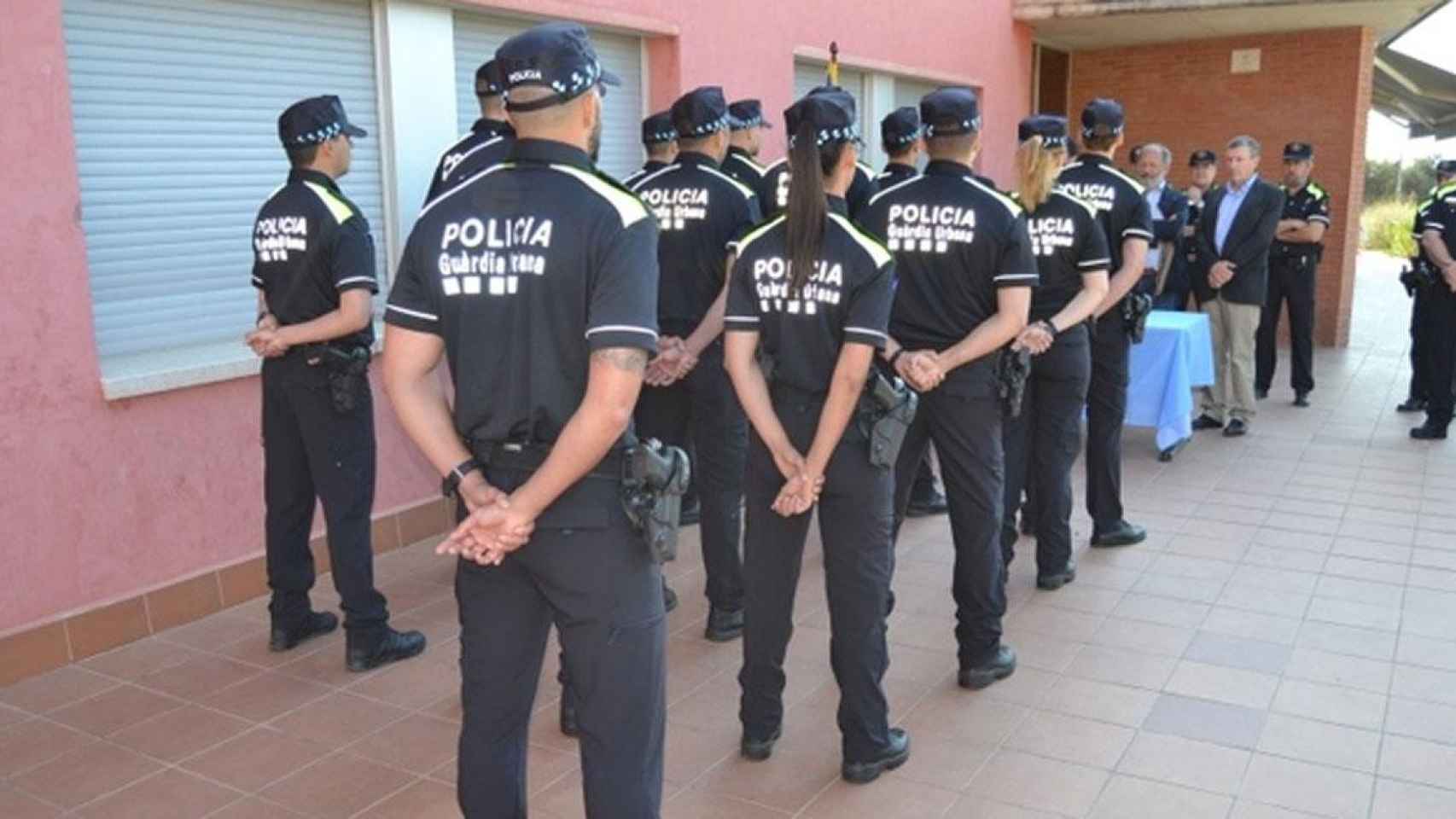 Agentes de la Guardia Urbana de Badalona, en una imagen de archivo / AYUNTAMIENTO DE BADALONA