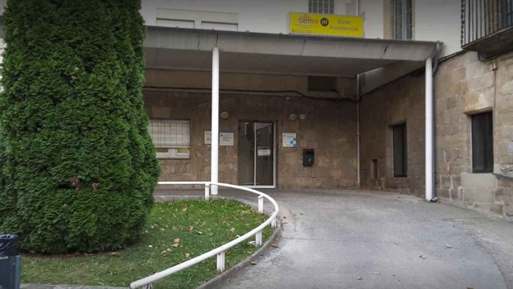 Entrada a la Residència Hospital Pere Màrtir Colomés, en Solsona / MAPS