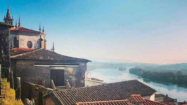 Vista de Tui, ciudad fronteriza con Portugal