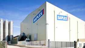 Imagen de la planta de Canovelles del fabricante de bolsas de basura Saplex / SAPLEX