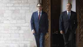 El presidente en funciones de la Generalitat, Artur Mas (izquierda), y el consejero de Empresa igualmente en funciones, Felip Puig (derecha)