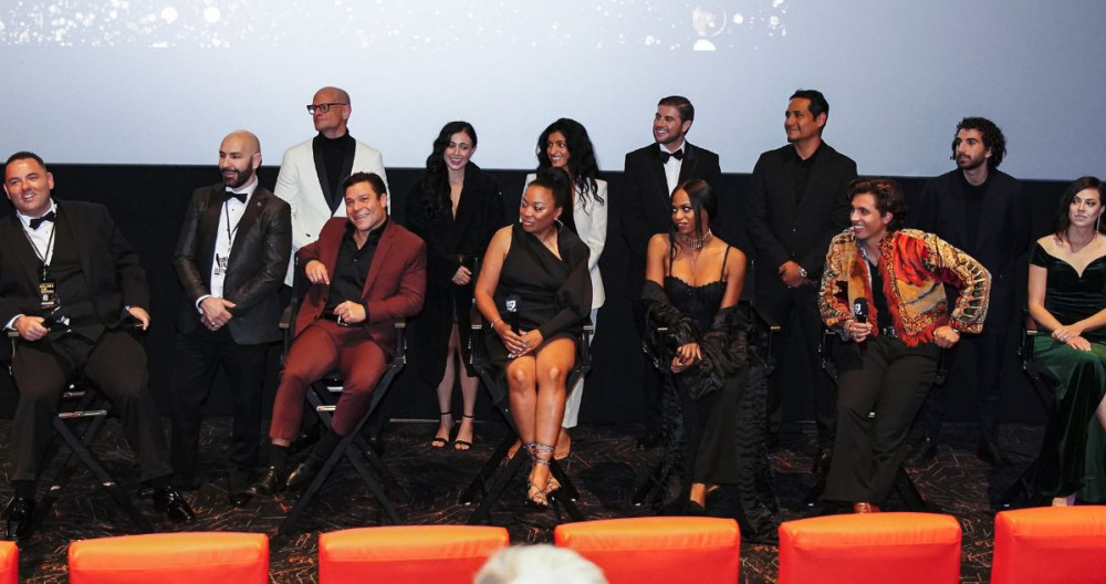 Los actores y actrices de la película 'Réplica' durante su primer 'screening' / CEDIDA