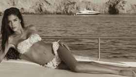 Nadia Avilés posando en un barco /INSTAGRAM