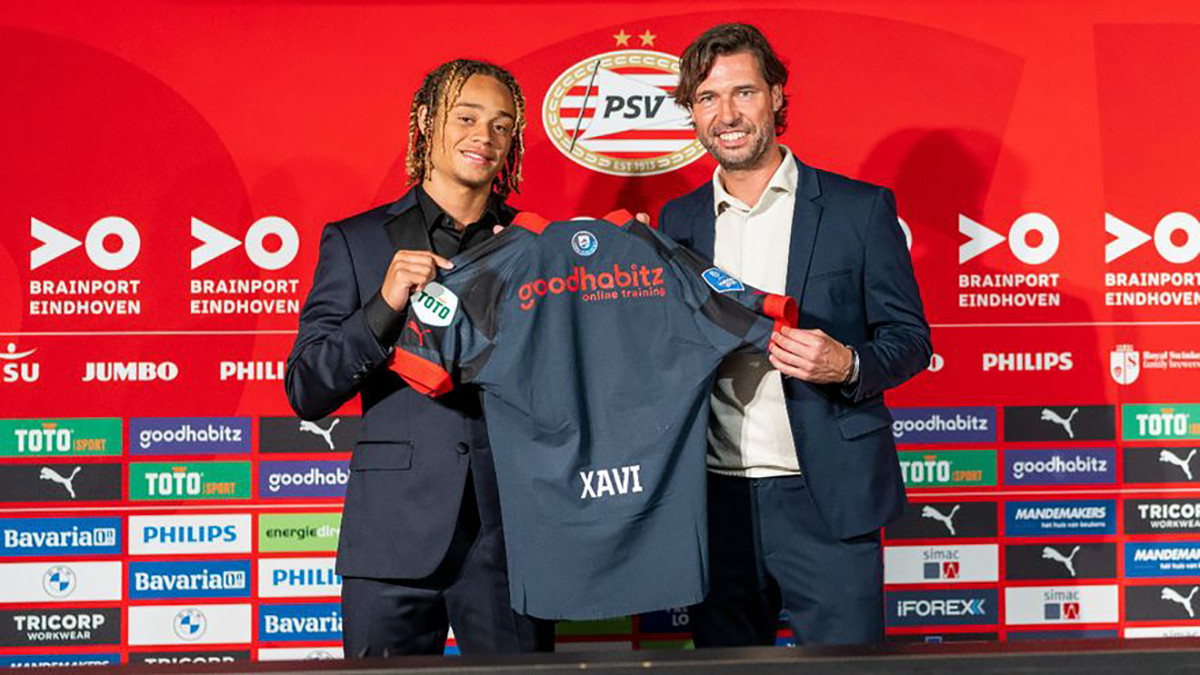 Xavi Simons firma por el PSV Eindhoven tras desvincularse del PSG / PSV