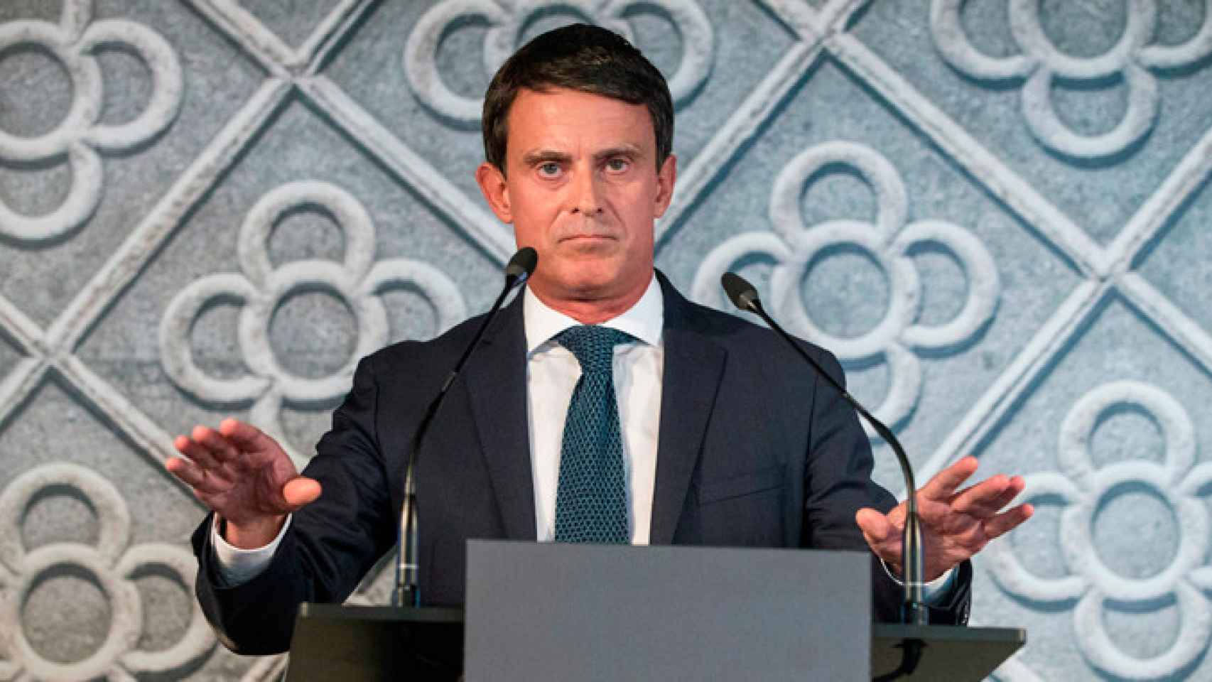 Manuel Valls, el ex primer ministro francés, en un acto en Barcelona, en el que ha anunciado su intención de optar a la alcaldía de Barcelona / EFE