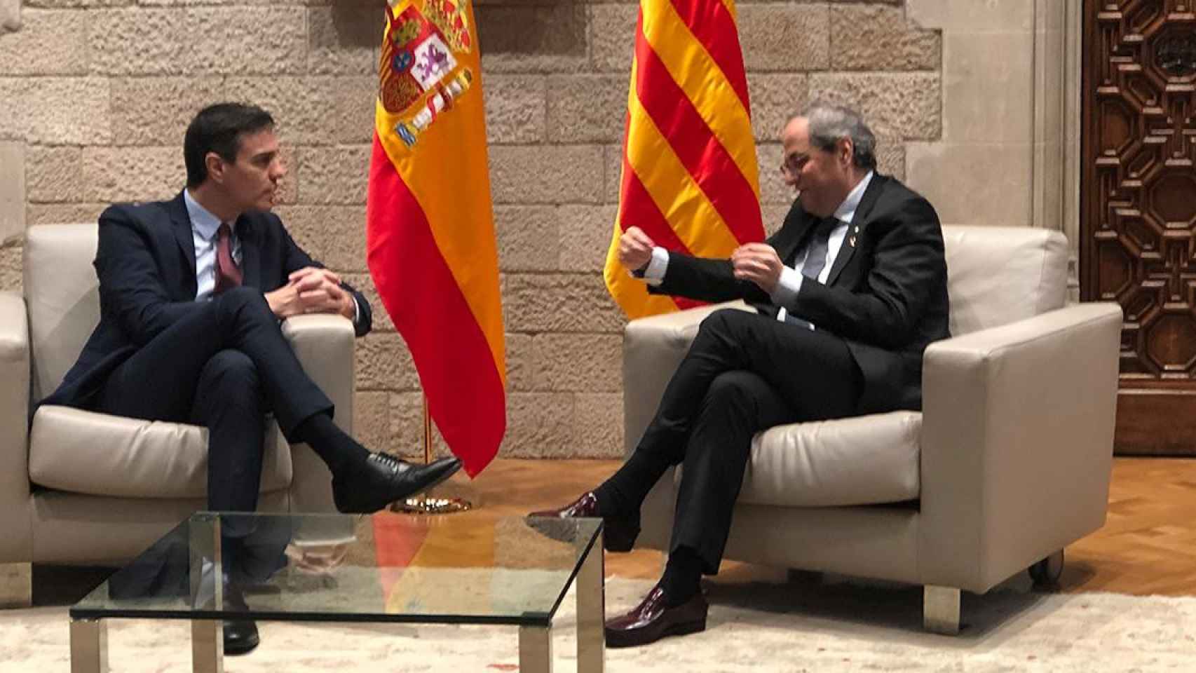 Pedro Sánchez y Quim Torra, que hoy presiden en Moncloa una mesa de diálogo condenada al fracaso, en el Palau de la Generalitat / CG