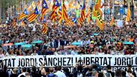 La última manifestación convocada por la Taula per la Democràcia en la que coincidieron sindicatos y organizaciones independentistas fue la marcha en defensa de los derechos y libertades de Catalunya del pasado 21 de octubre / EFE