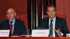 El director de la Oficina Antifraude de Cataluña, Miguel Ángel Gimeno, y su segundo, Joan Xirau, en el Parlament / CG