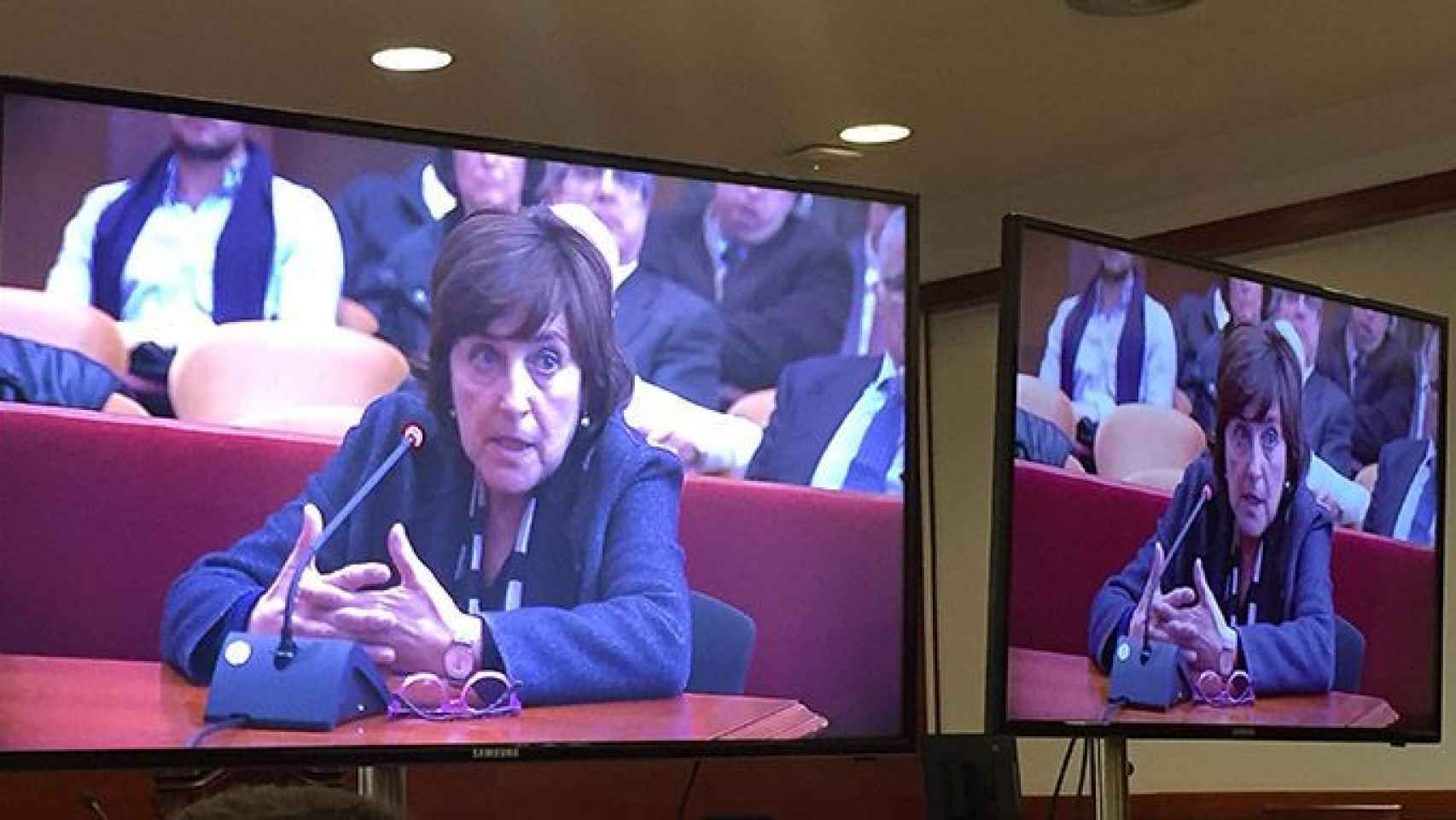 Montserrat Llovet, exjefa de los Servicios Territoriales de Enseñanza durante su declaración en el juicio del 9N / CG