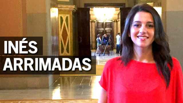 Inés Arrimadas este martes con Crónica Global en el Parlament / CG