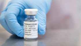 Dosis de la vacuna de Oxford y AstraZeneca contra el Covid-19 / EFE
