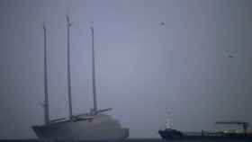 El yate a vela más grande del mundo, el Sailing Yatch Ase encuentra retenido desde hace varios días por las autoridades en el puerto de Gibraltar