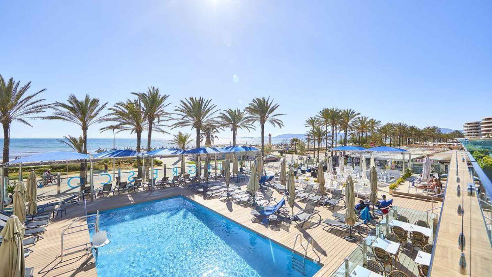 Los hoteleros de Mallorca, tras un mayo bajo mínimos, ven la temporada estival con gran incertidumbre