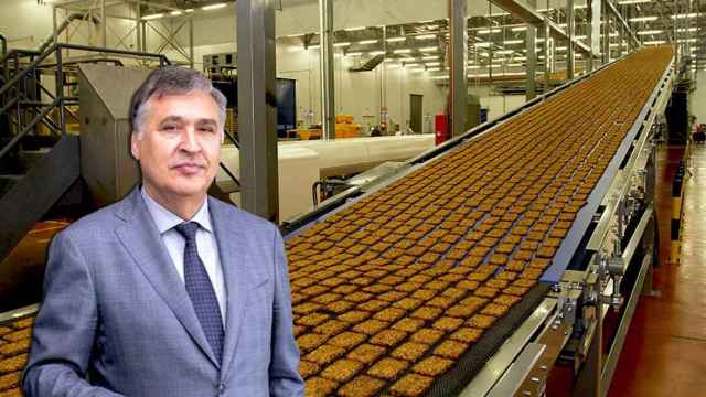 Miguel Martínez Gabaldón, consejero delegado de Galletas Gullón, en una de las factorías del grupo / CG