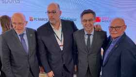 El presidente del Barça, Josep Maria Bartomeu (d), el de Telefónica España, Emilio Gallo (2i), el consejero delegado de GSMA, John Hoffman (d), y el de Mobile World Capital Barcelona, Carlos Grau (i) / CG